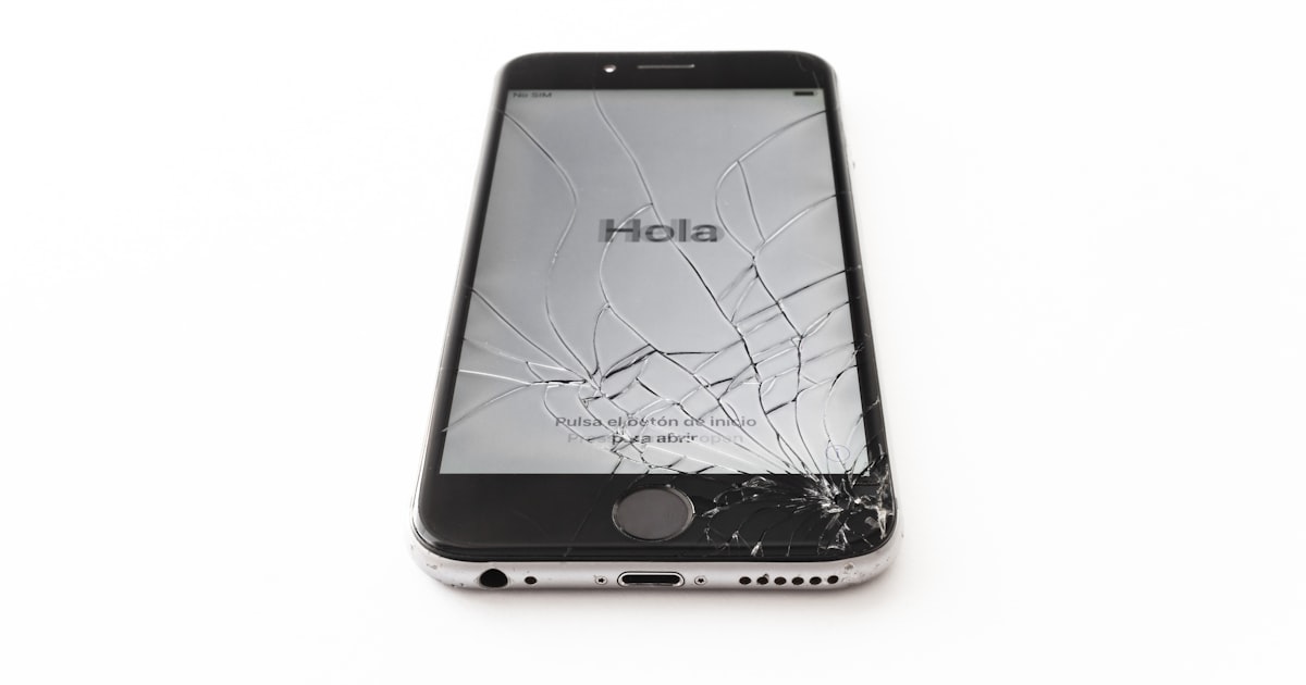 Prix réparation écran iPhone : tarifs 2026 par modèle